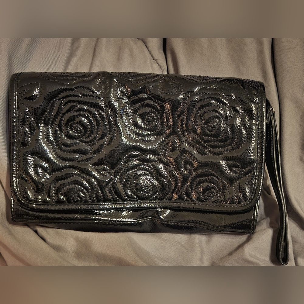 Nine & Compant wristlet